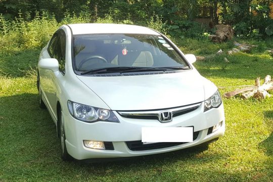 Honda CIVIC Car for Rent in Bingiriya