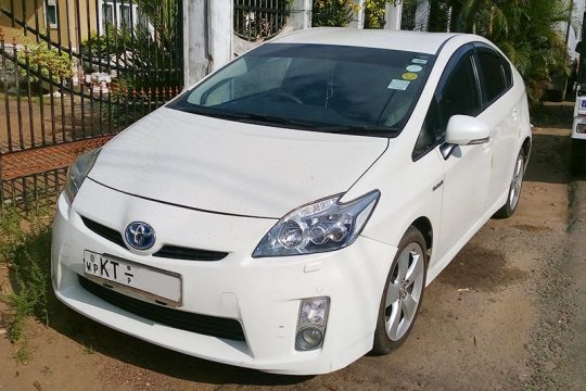 Toyota Prius Car for rent at Kiribathgoda