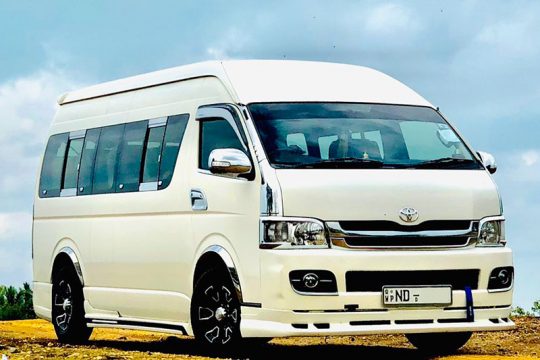 Toyota KDH Van for Hire in Wadduwa
